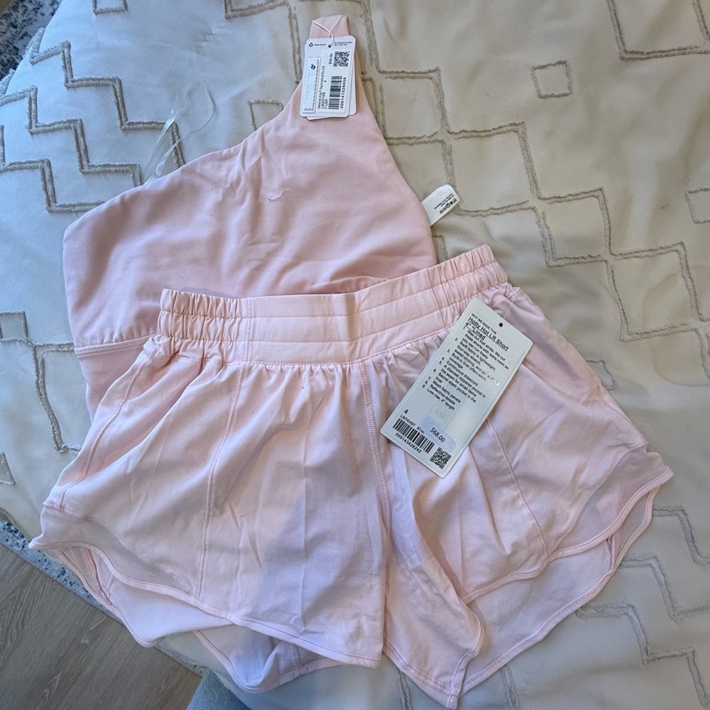 SET Women's Pink Shorts and Pink Bra (STMI)
